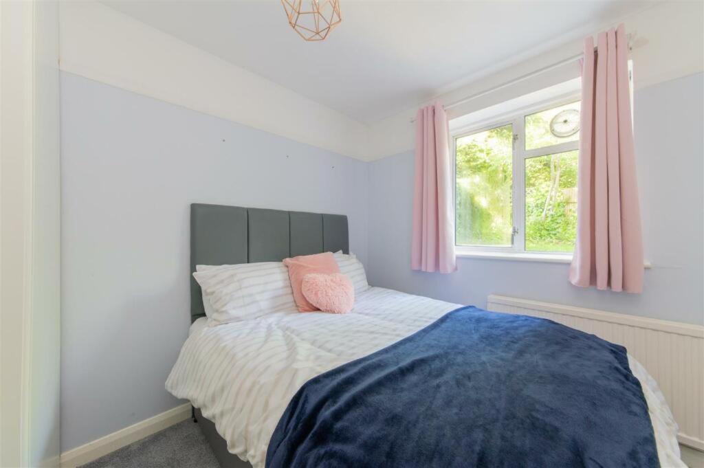 Vibrant & Stylish Mill Hill East Pad Apartment Hendon Ngoại thất bức ảnh
